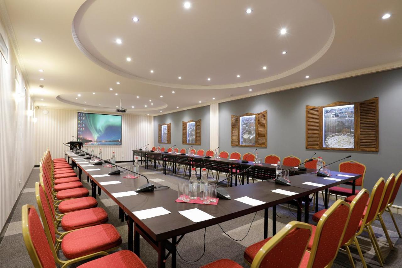 Ani Plaza Hotel Yerevan Luaran gambar