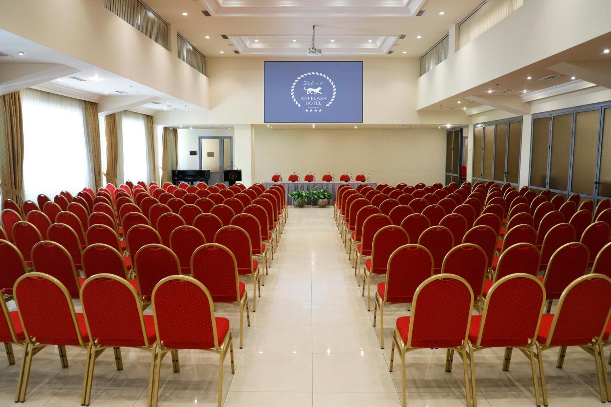 Ani Plaza Hotel Yerevan Luaran gambar