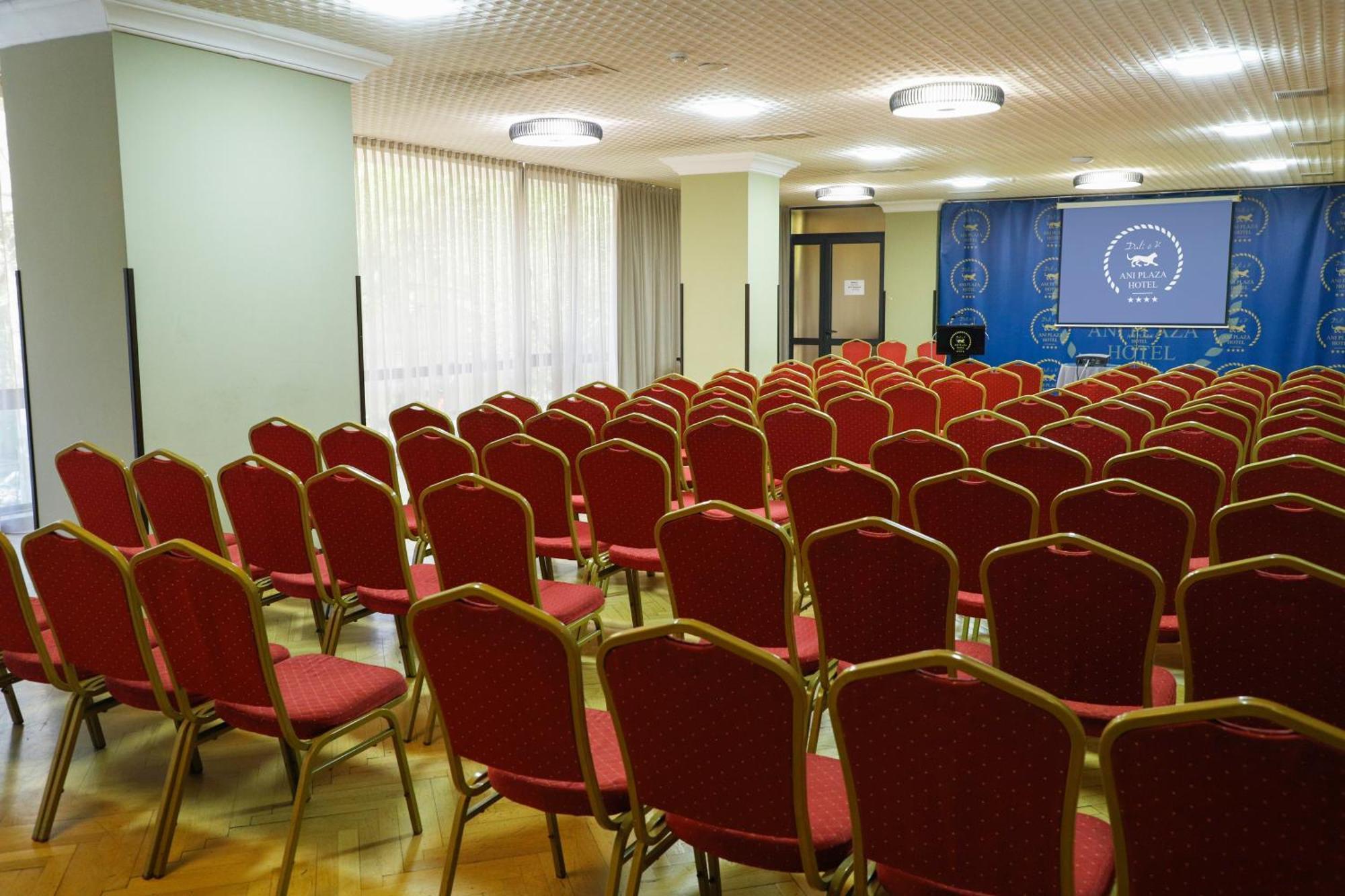 Ani Plaza Hotel Yerevan Luaran gambar