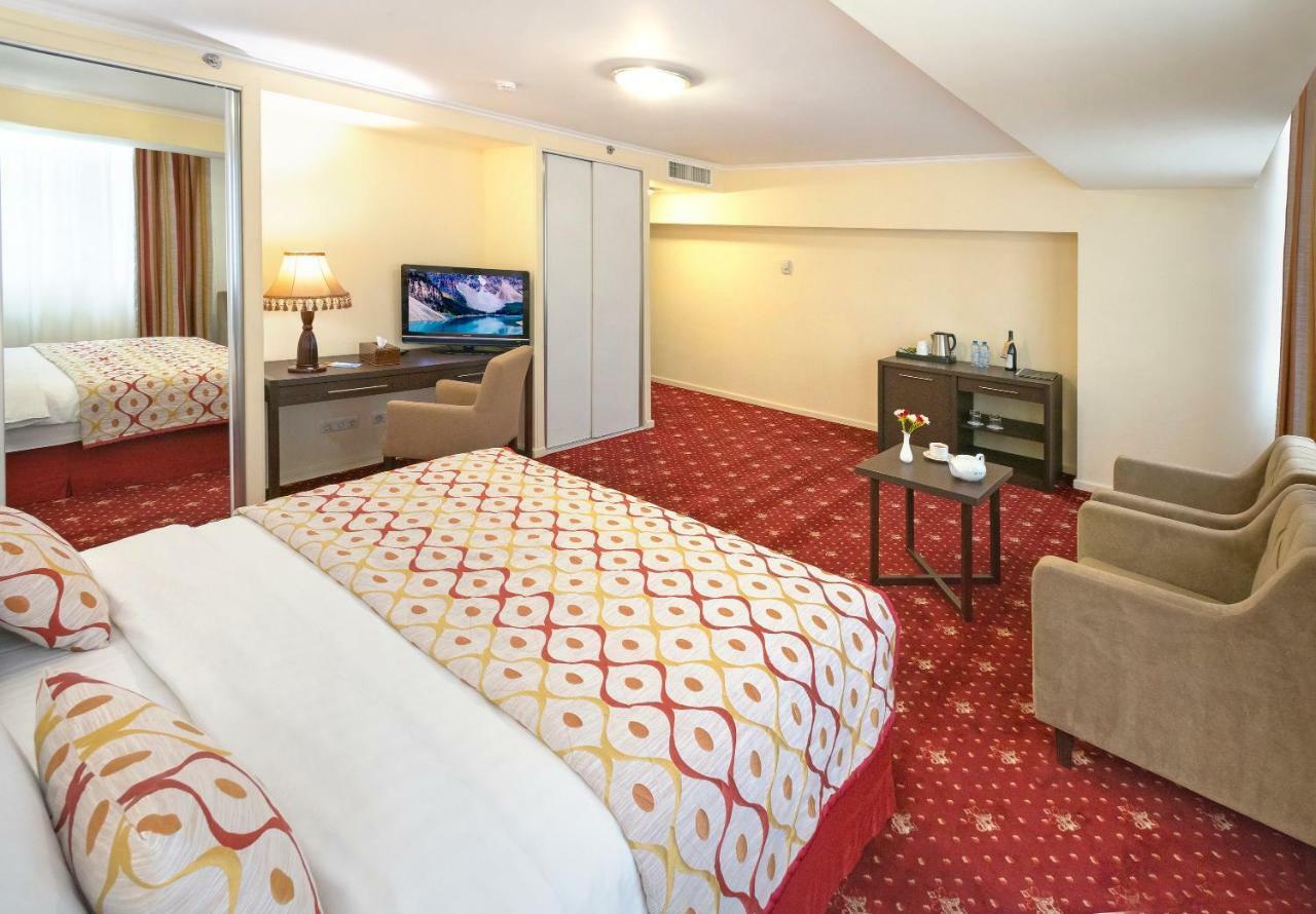 Ani Plaza Hotel Yerevan Luaran gambar