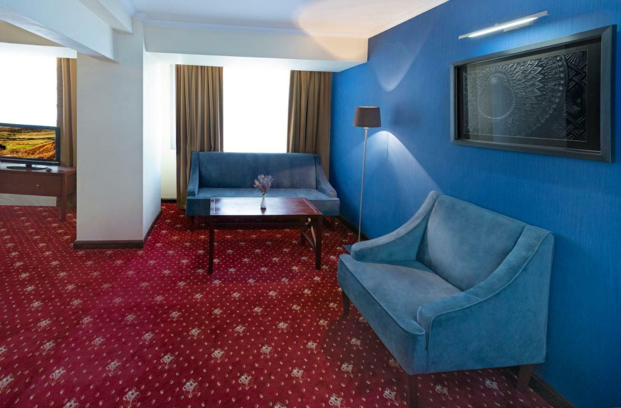 Ani Plaza Hotel Yerevan Luaran gambar